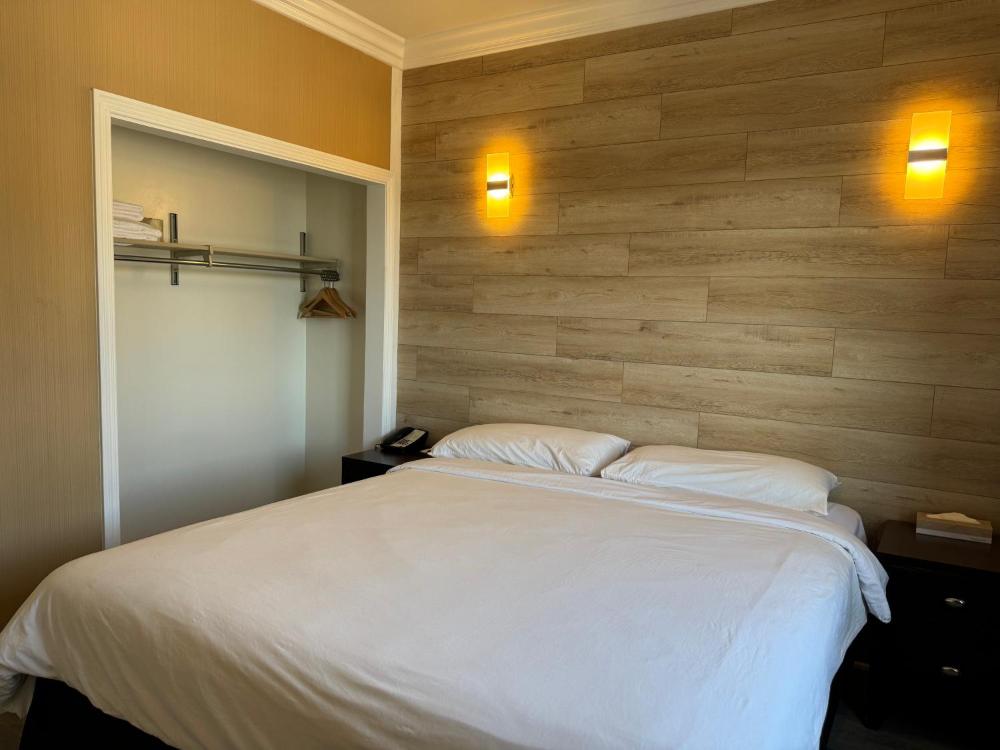 Garden Suite Hotel and Resort